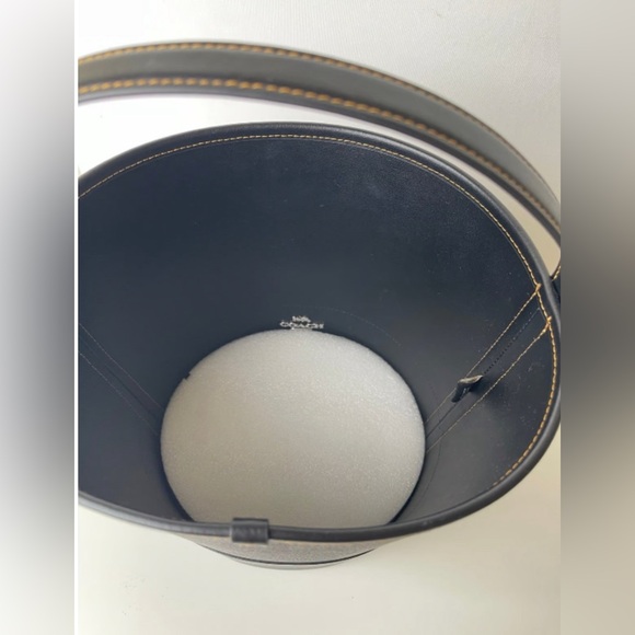 Coach 2024 Signature Halloween Bucket Tote - Picture 4 of 5